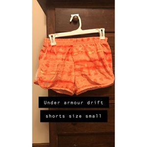 Underarmour drifit running shorts